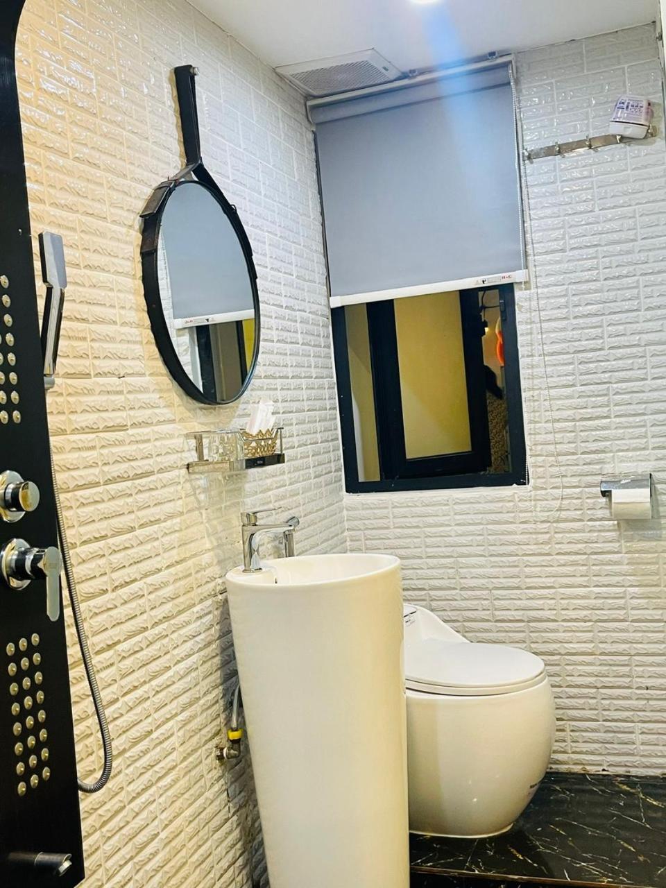 Chau An 5 Bedrooms At Ngu Hanh Son Villa